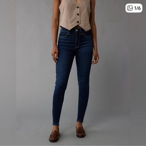 American Eagle High Rise Jegging dark wash. Size 6.